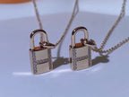 [Elowen jewels ]HM ADVANCED NICHE LOCK HEAD NECKLACE DIAMONDS