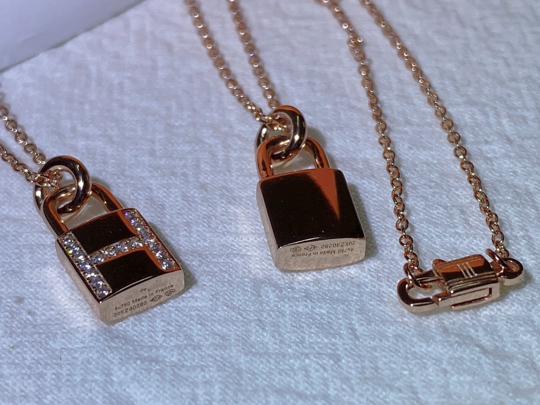 [Elowen jewels ]HM ADVANCED NICHE LOCK HEAD NECKLACE DIAMONDS