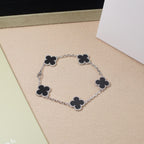 [Elowen jewels ] CLOVER 5 MOTIF ONYXS BRACELET COLLECTION