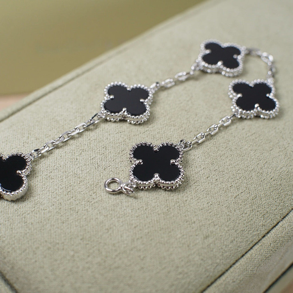 [Elowen jewels ] CLOVER 5 MOTIF ONYXS BRACELET COLLECTION