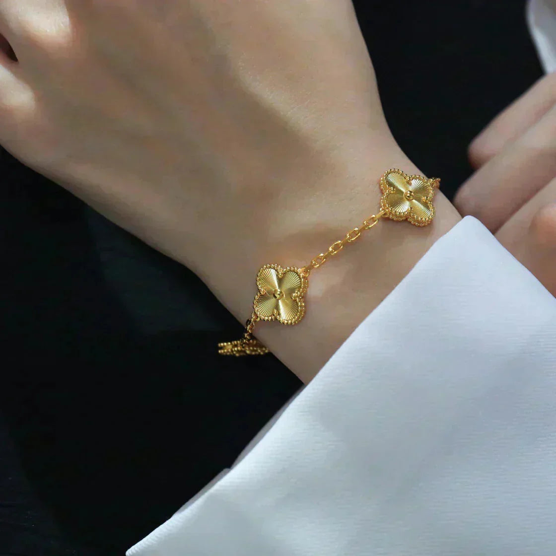 [Elowen jewels ] CLOVER 5 MOTIF LASER BRACELET COLLECTION