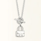 {
  "Elowen jewels": "エロウェン・ジュエルズ",
  "POP H PEDANT SILVER NECKLACE": "ポップH ペンダント シルバーネックレス"
}