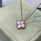 [Elowen jewels ]CLOVER 15MM DIAMANT-HALSKETTE MIT ROSA PERLMUTT