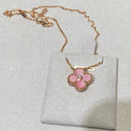 [Elowen jewels ]CLOVER 15MM DIAMANT-HALSKETTE MIT ROSA PERLMUTT