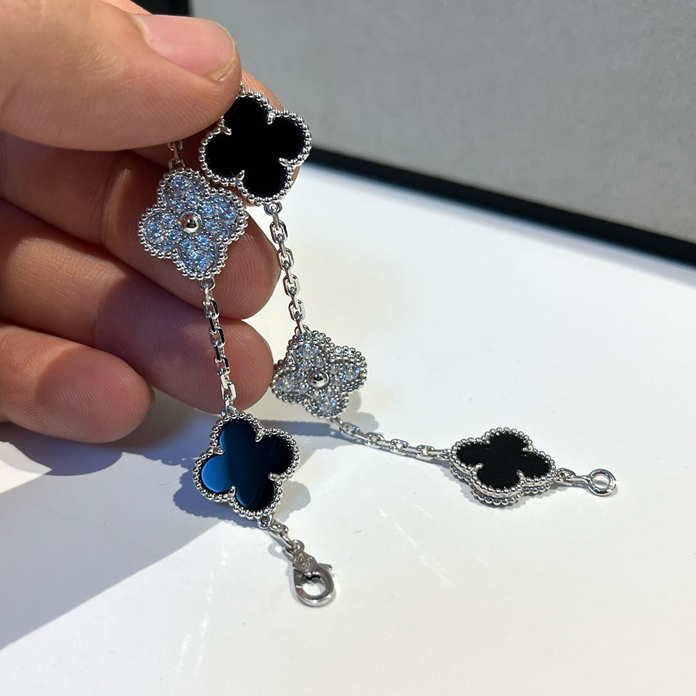 [Elowen jewels ] CLOVER 5 MOTIF ONYXS BRACELET COLLECTION
