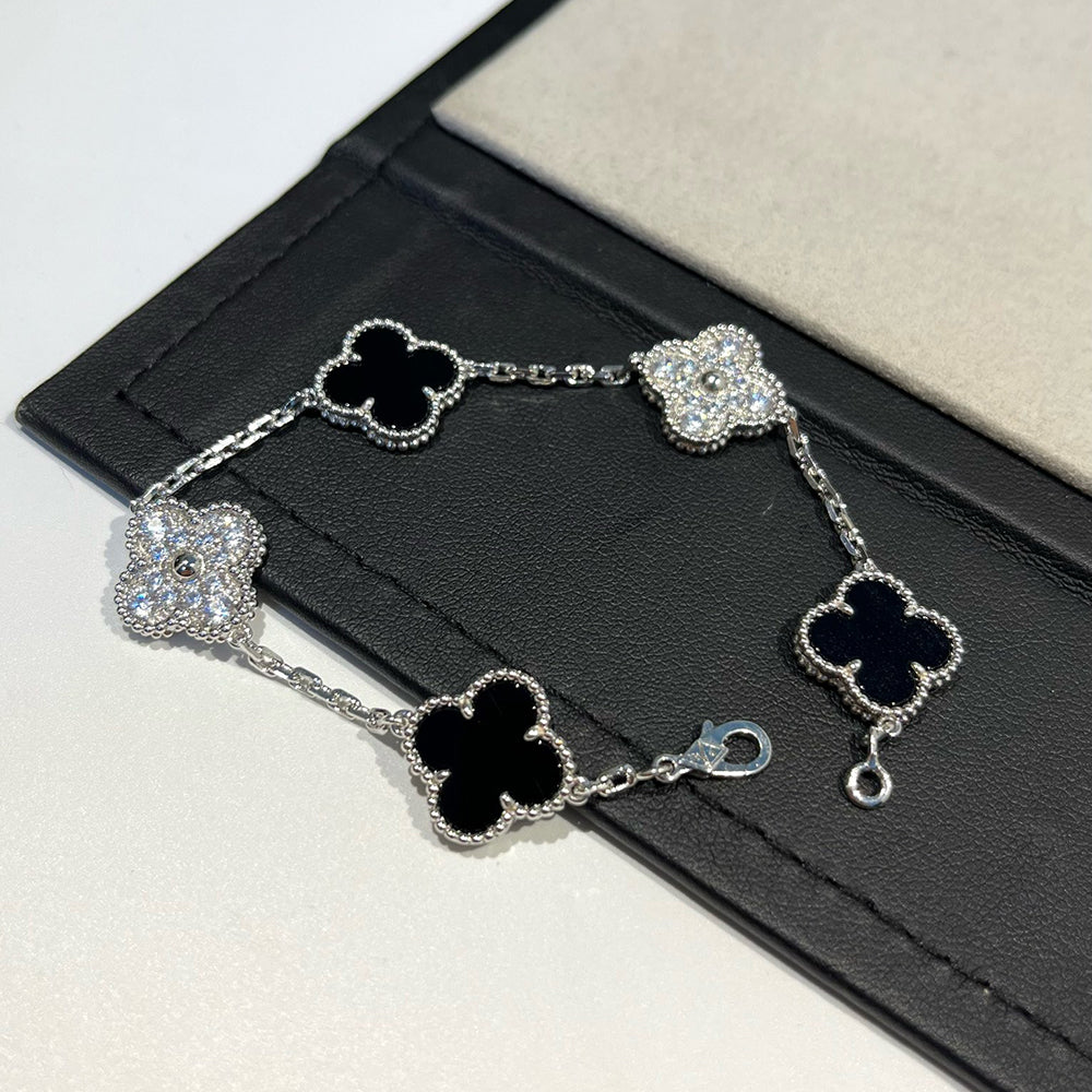 [Elowen jewels ] CLOVER 5 MOTIF ONYXS BRACELET COLLECTION