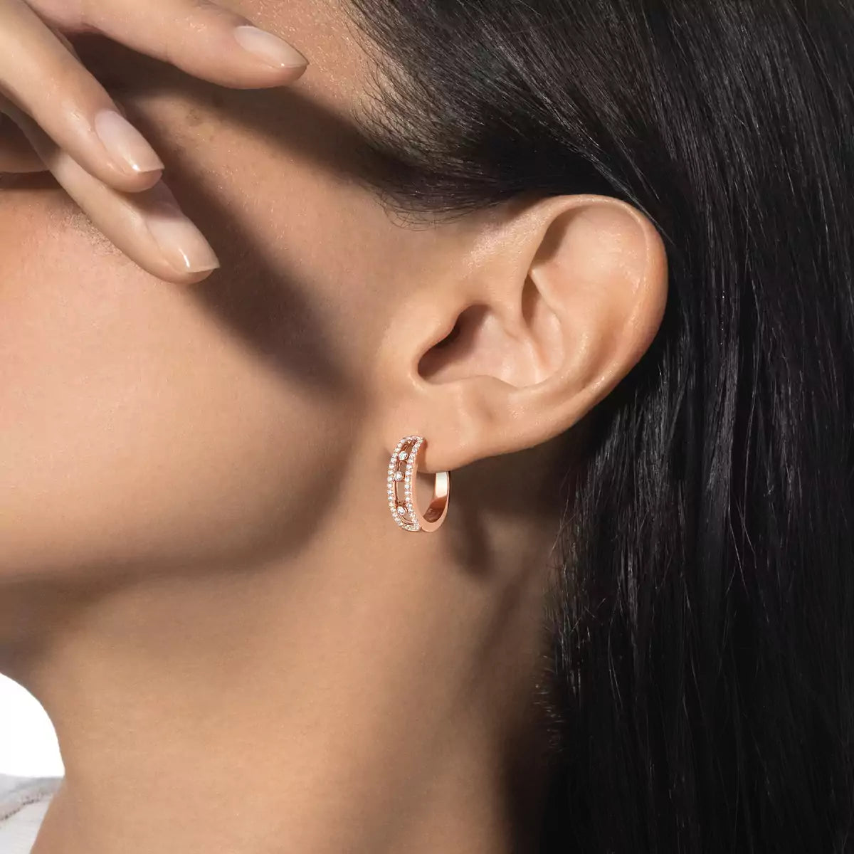 [Elowen Jewelry]Diamond Pave_ Hoop Earrings Move