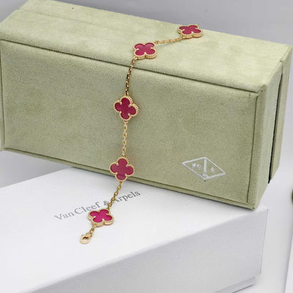 [Elowen]NEW CLOVER 5 MOTIFS PINK ENAMEL BRACELET