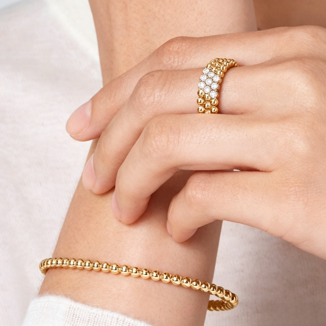 {
  "Elowen jewels": "エロウェン・ジュエルズ",
  "THREE-ROW DIAMOND RING": "3連ダイヤモンドリング"
}
