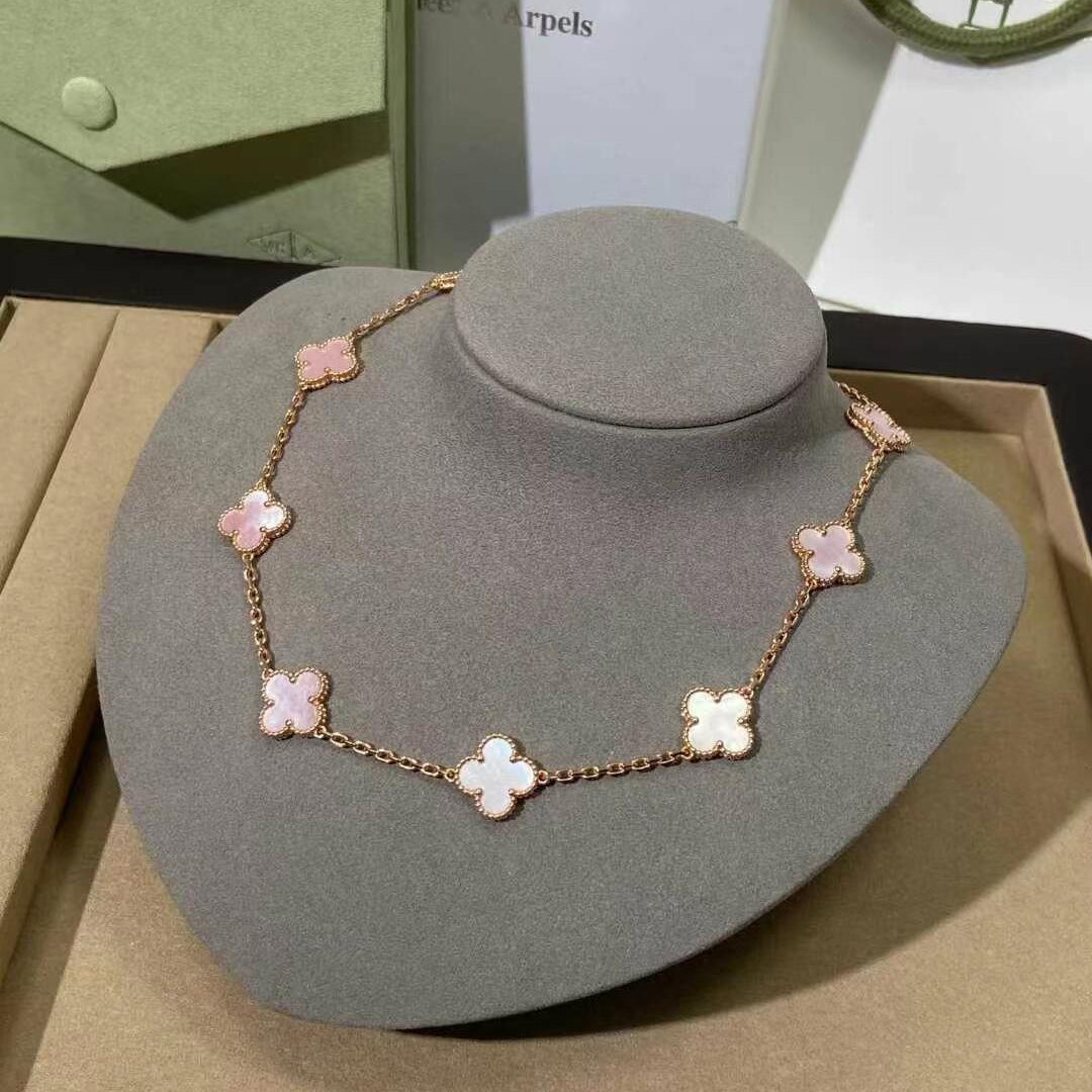 [Elowen jewels ]CLOVER HALSKETTE MIT 10 MOTIVEN AUS ROSA PERLMUTT