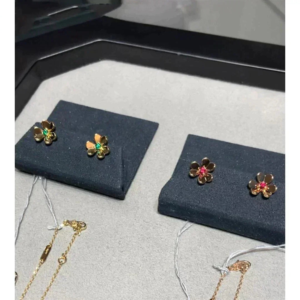 [Elowen jewels ]FRIVOLE BLUMEN-OHRRINGE ROSA