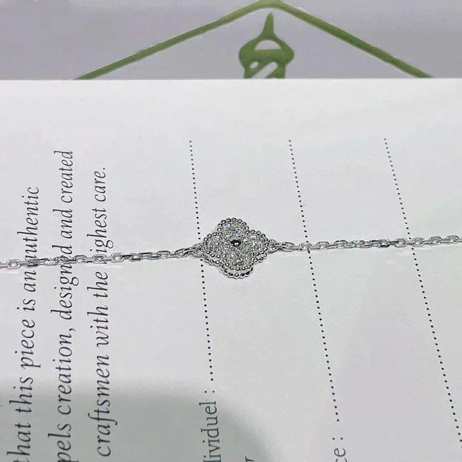 [Elowen jewels ]CLOVER EINZELBLUMEN-ARMBAND SILBER