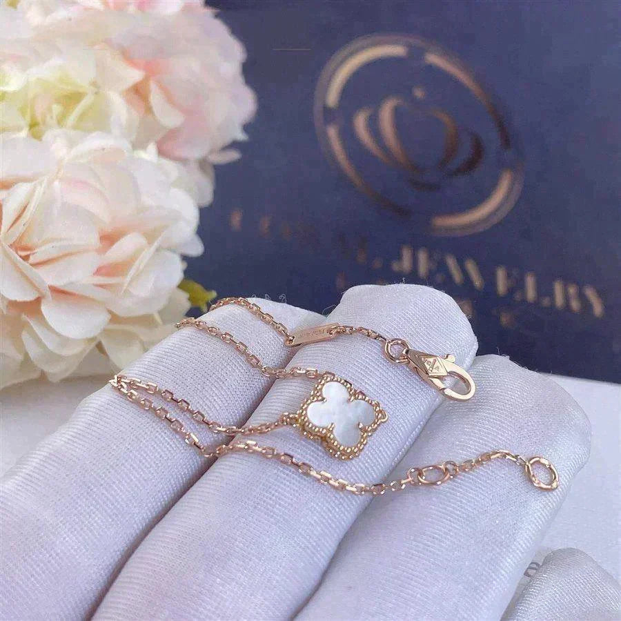 {
  "Elowen jewels": "Elowen jewels",
  "CLOVER WHITE MOP SINGLE FLOWER BRACELET": "KLEEBLATT WEISSES PERLMUTT EINZELBLÜTEN-ARMBAND"
}