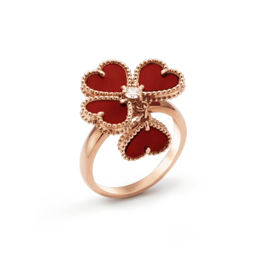 {
  "Elowen jewels": "Elowen jewels",
  "SWEET CLOVER CARNELIAN RING": "スウィートクローバー カーネリアンリング"
}