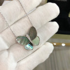 [Elowen jewels ]GROSSER SCHMETTERLINGS-SILBERANHÄNGER MIT DIAMANTHALSKETTE