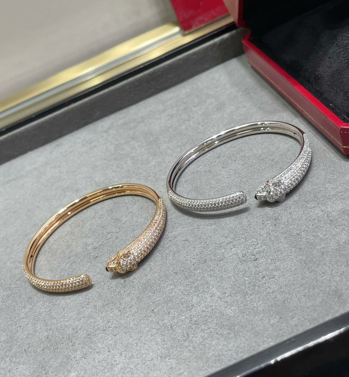 {
  "Elowen jewels": "Elowen jewels",
  "PANTHERE FULL DIAMOND OPEN BRACELET": "パンテール フルダイヤモンド オープンブレスレット"
}
