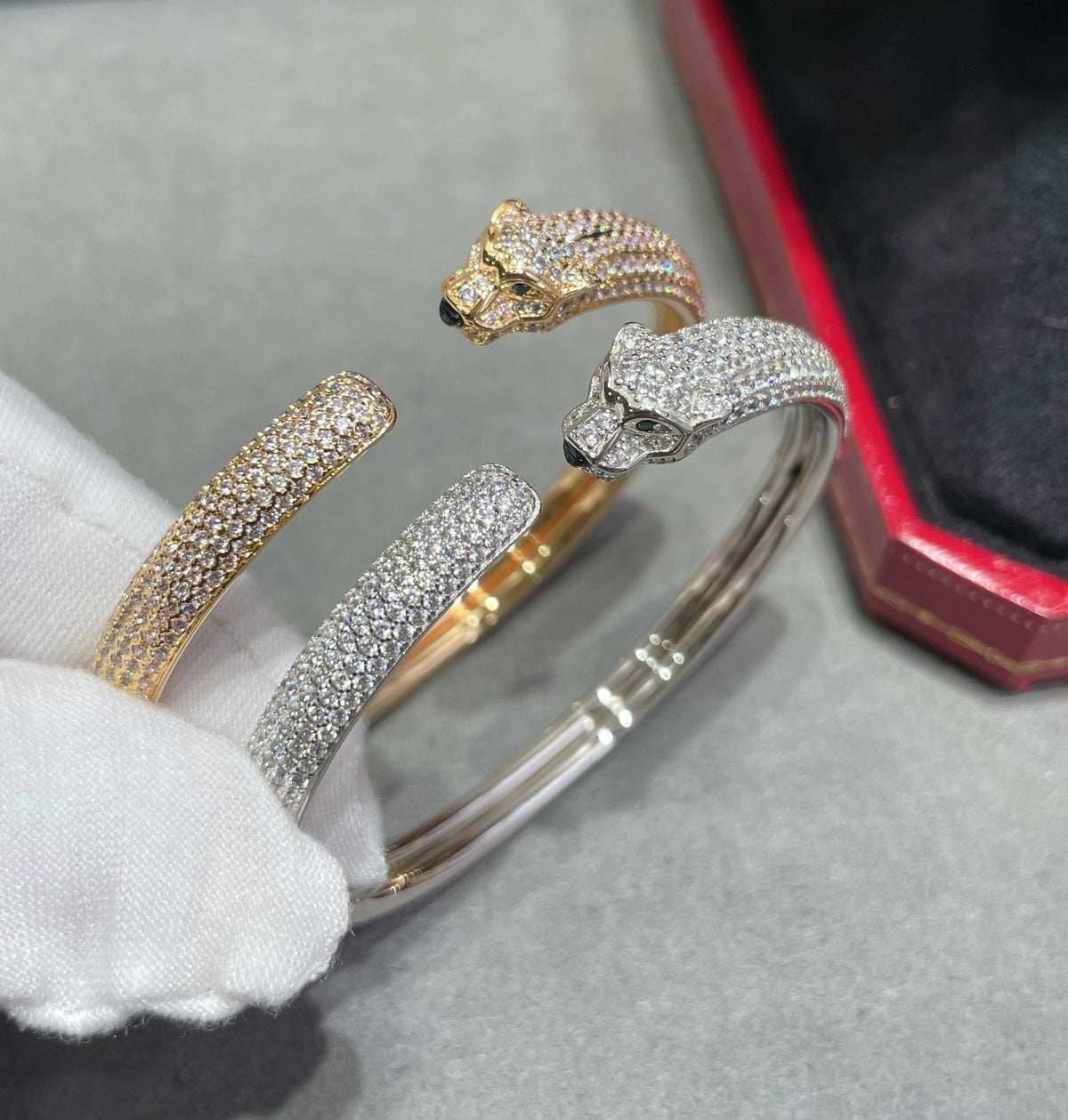 {
  "Elowen jewels": "Elowen jewels",
  "PANTHERE FULL DIAMOND OPEN BRACELET": "パンテール フルダイヤモンド オープンブレスレット"
}